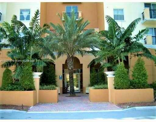 Property Photo: 9021 SW 94 St 606 FL 33176