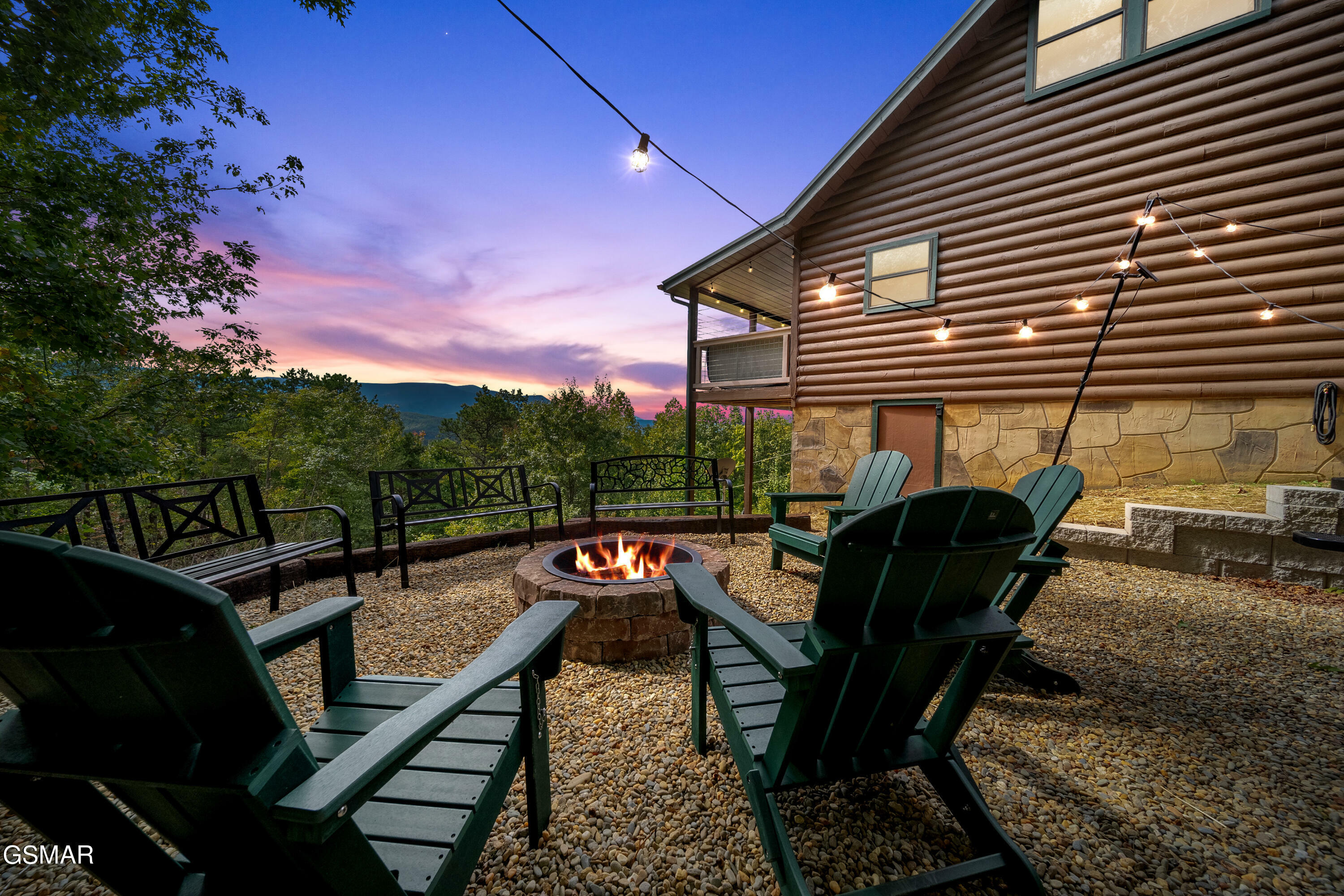 Property Photo: 859 Pinnacle Vista Road TN 37738