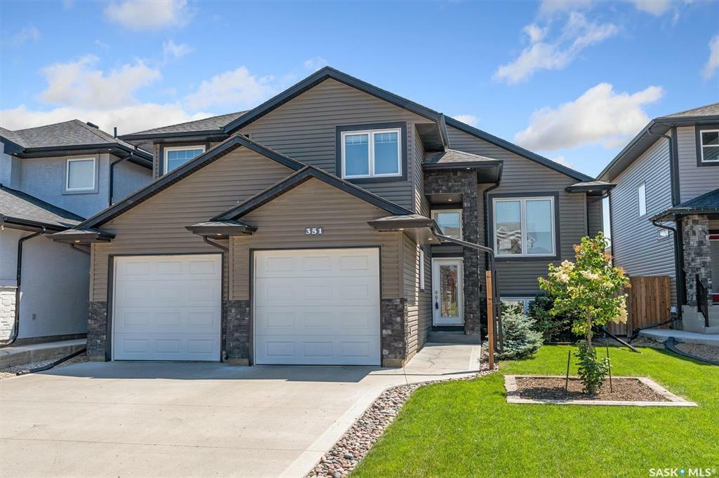 Property Photo:  351 Pichler Crescent  SK S7V 0G3 