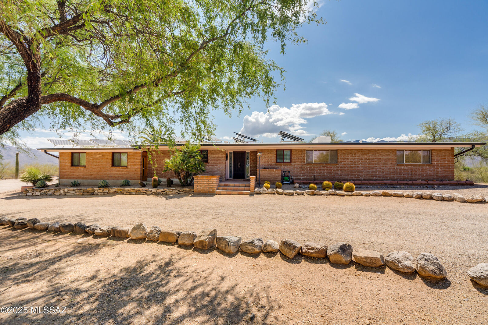 Property Photo: 500 N Avenida Venado AZ 85748