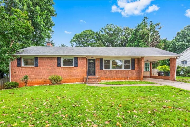 Property Photo:  1311 Bolton Street  NC 27103 