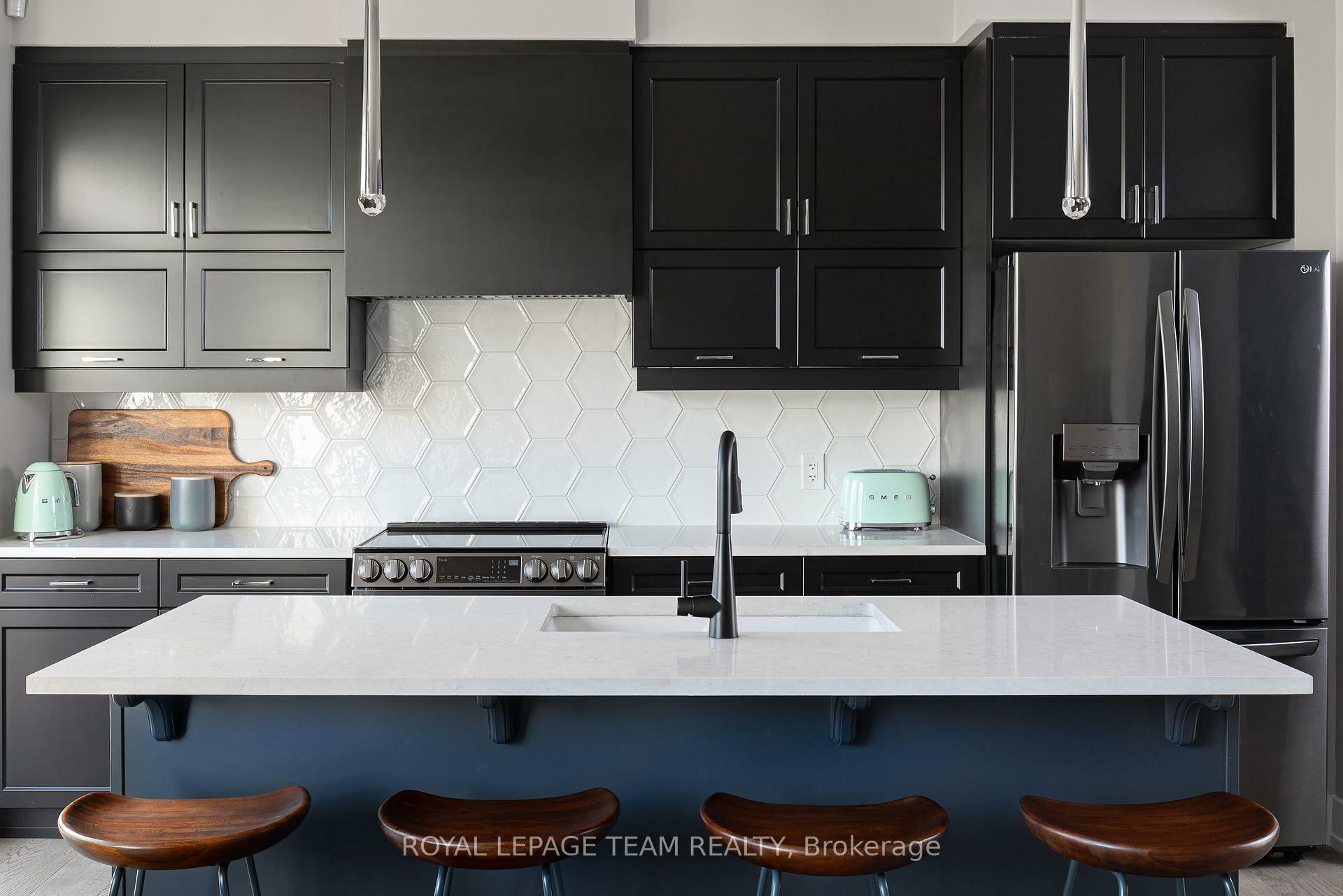 Property Photo: 456 Patrick Street ON K0G 1J0