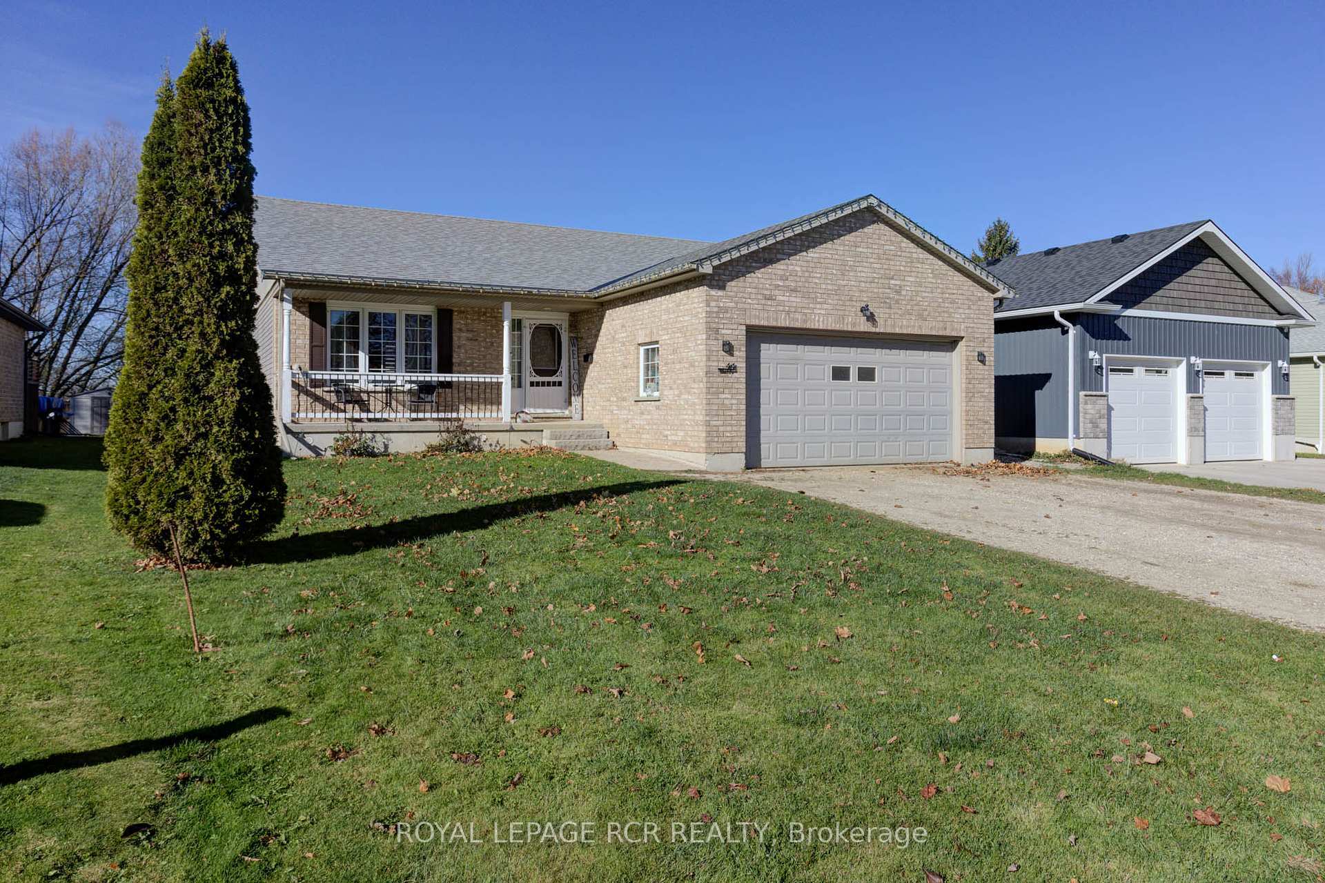Property Photo: 44 Geddes Street W ON N0G 1M0