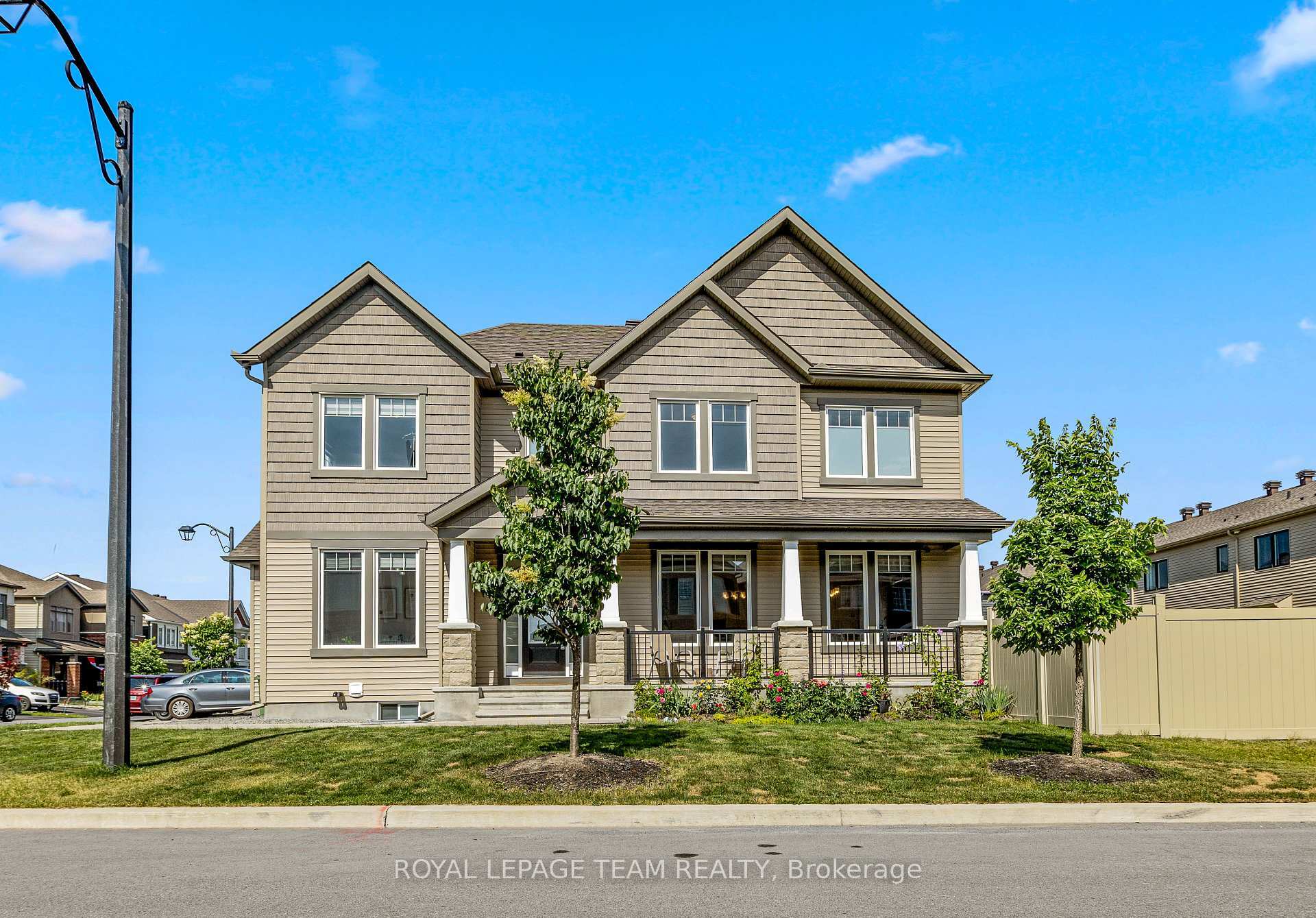 526 Alcor Terrace  Barrhaven ON K2J 6N6 photo