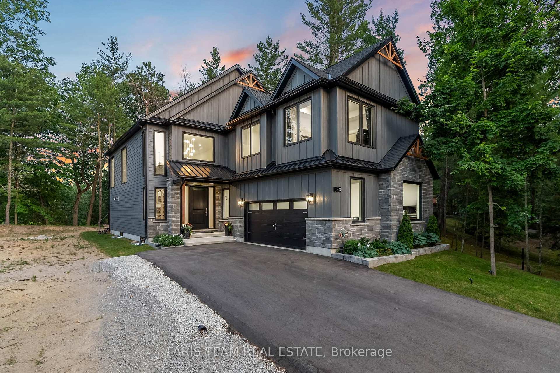 183 Woodland Drive  Wasaga Beach ON L9Z 2V4 photo