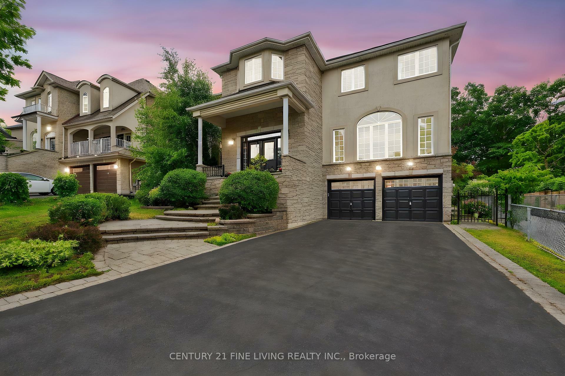 Property Photo: 46 Cumming Drive ON L4N 0C5