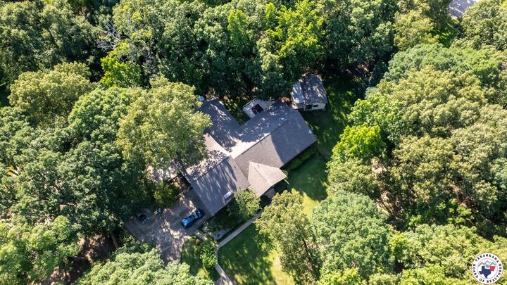 Property Photo:  6 High Point Dr.  TX 75503 