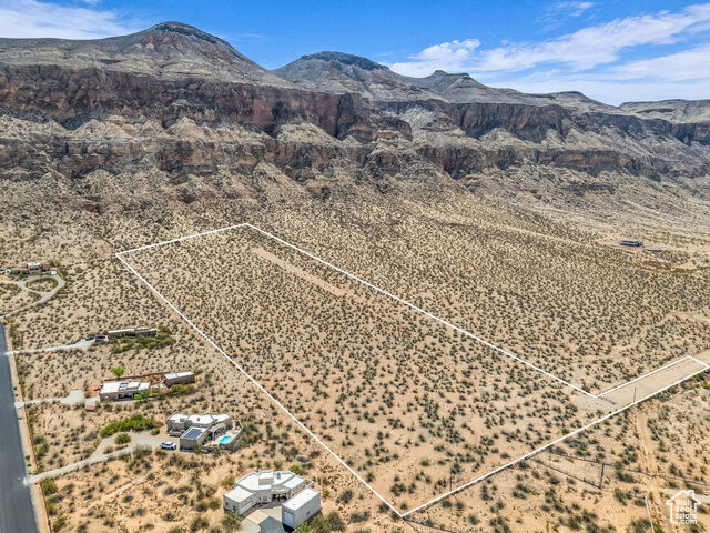 Property Photo:  3699 S 1100 W 1  UT 84737 