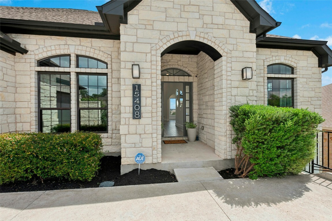 Property Photo: 15408 Joseph Drive TX 78734