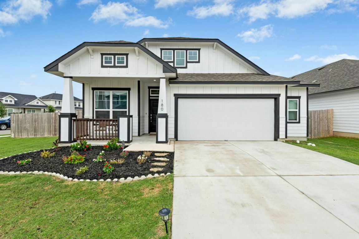Property Photo: 180 Yellowstone Drive TX 78640