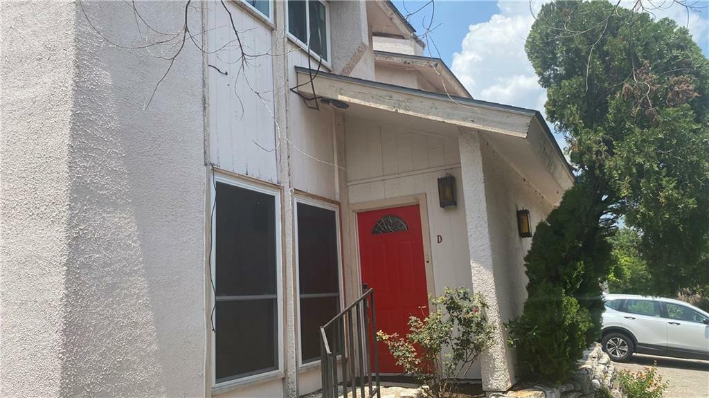 Property Photo: 6900 Hart Lane D TX 78731
