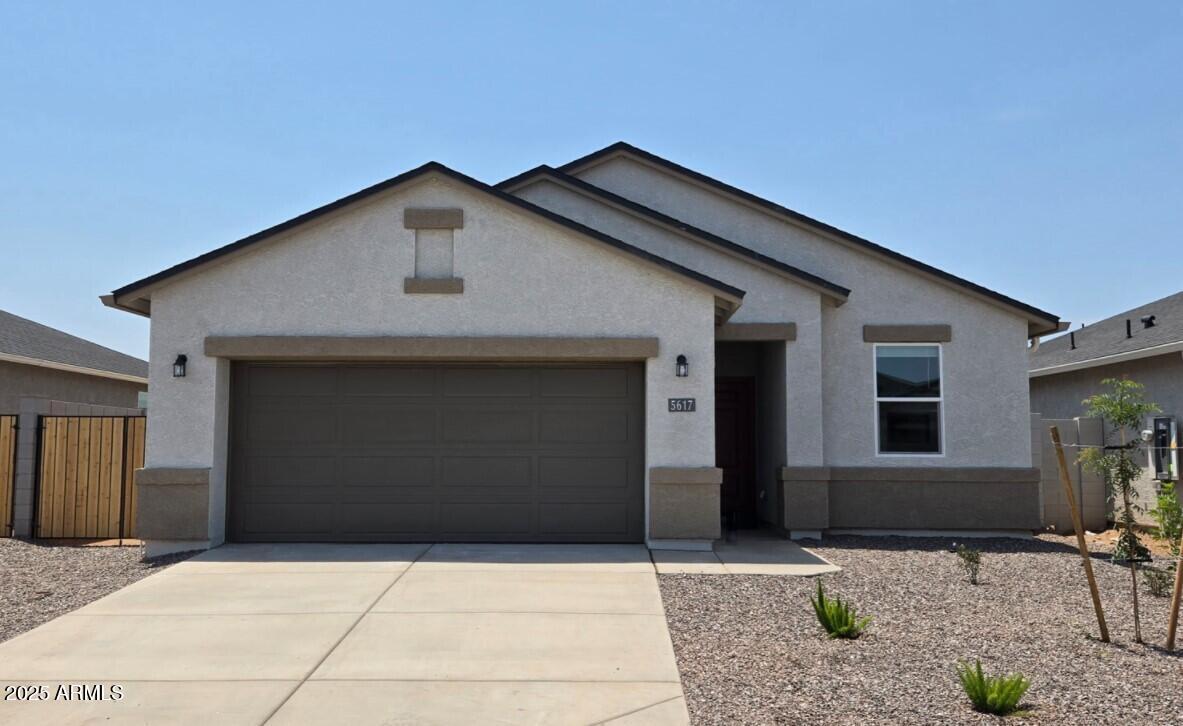 5617 E Axle Lane  San Tan Valley AZ 85140 photo
