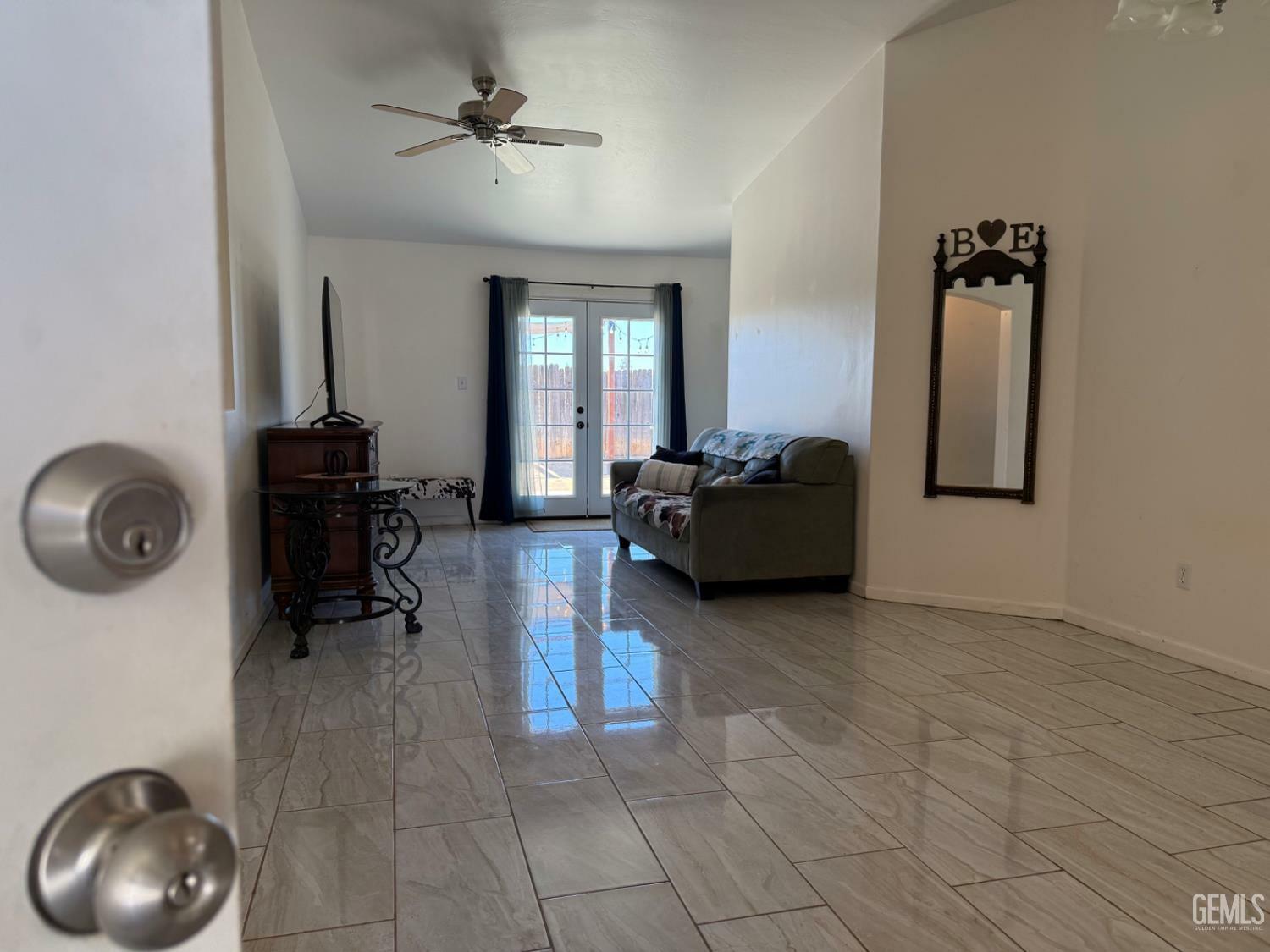 Property Photo: 541 Sunset Meadow Lane CA 93308