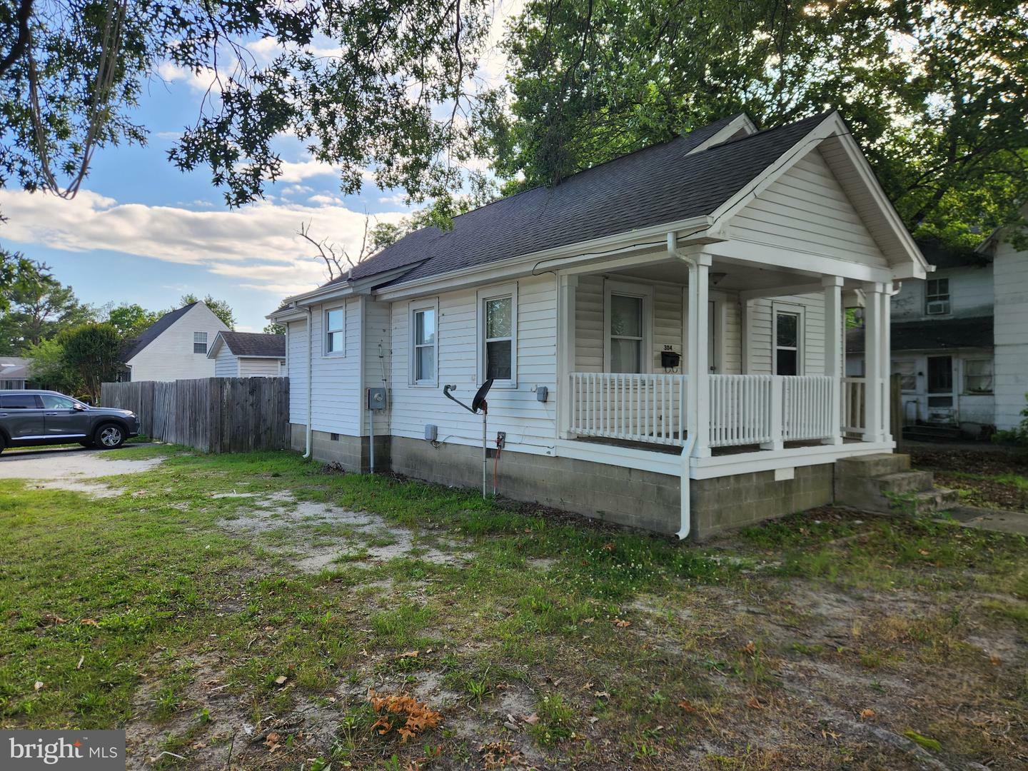 Property Photo: 304 E Lincoln Avenue MD 21804