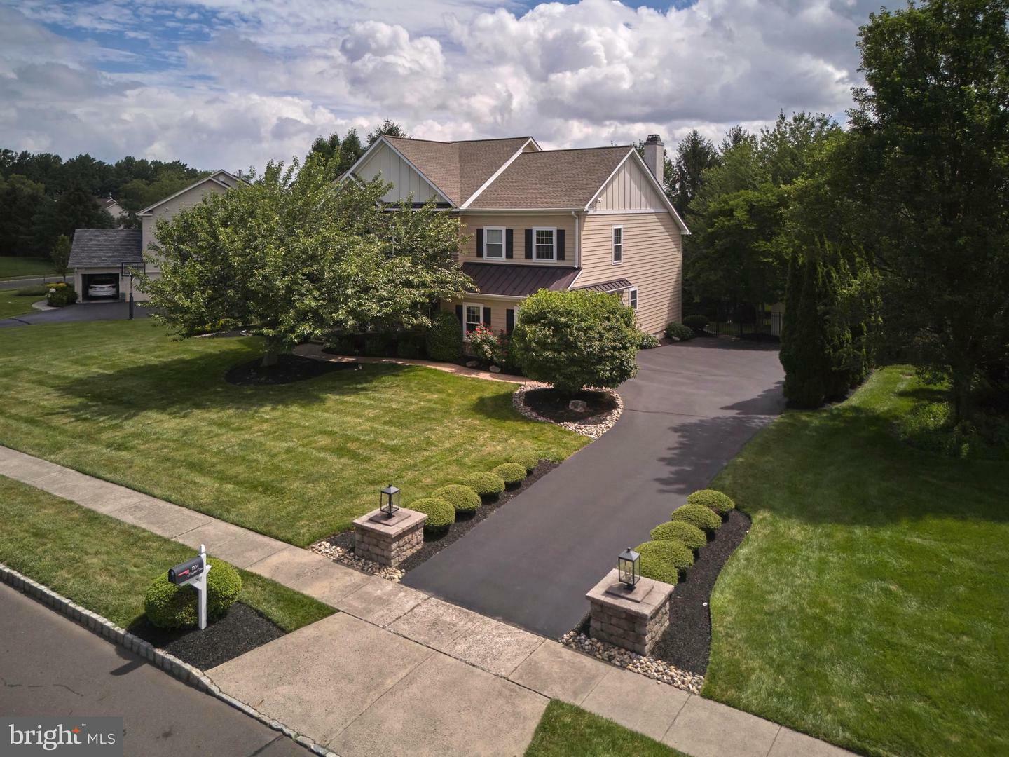Property Photo: 1504 Hayfield Drive PA 19067