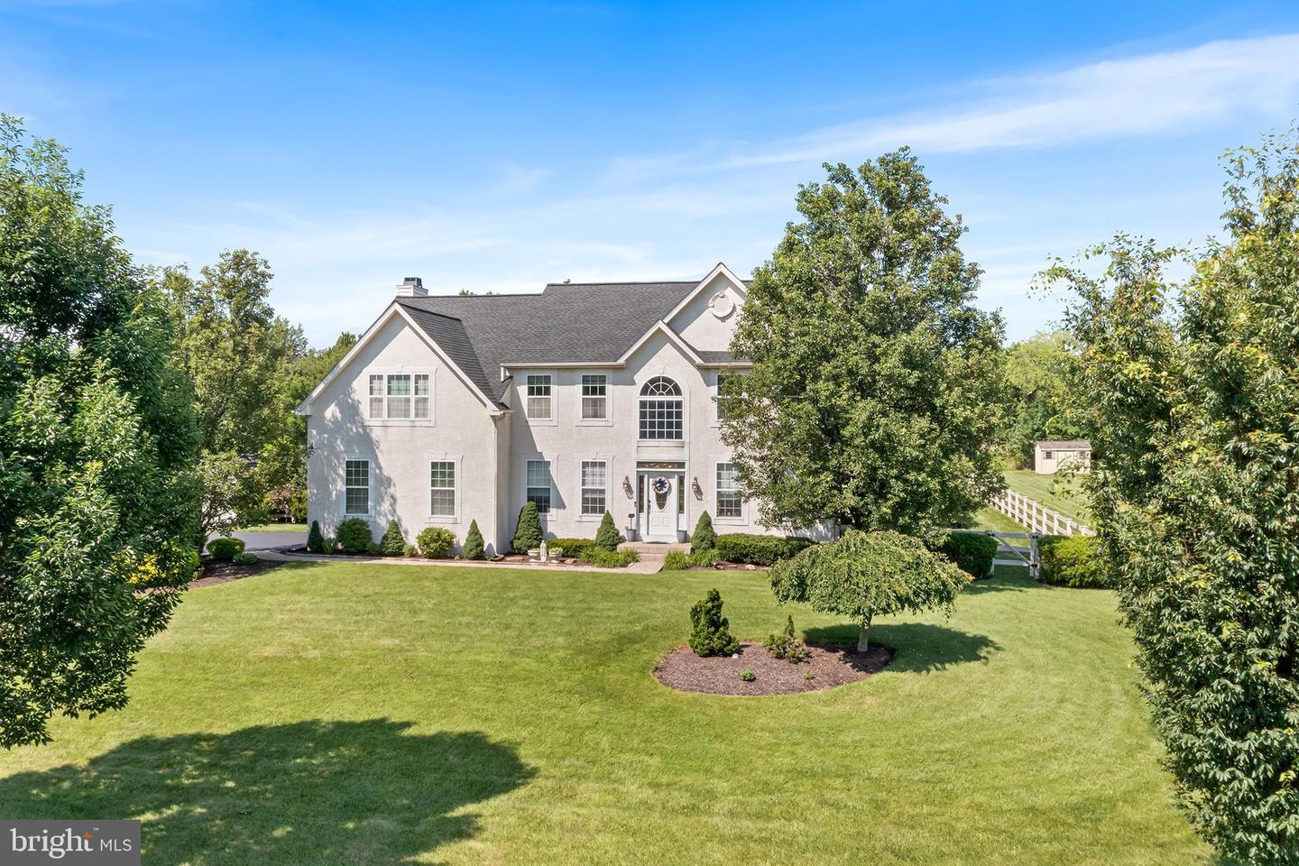 Property Photo: 122 Sunny Brook Road PA 19468