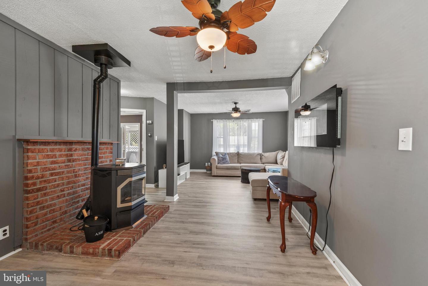Property Photo: 540 Woodlynn Terrace MD 21221
