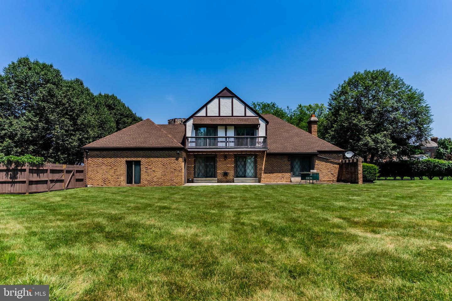 Property Photo: 1215 Georgetown Circle PA 17013