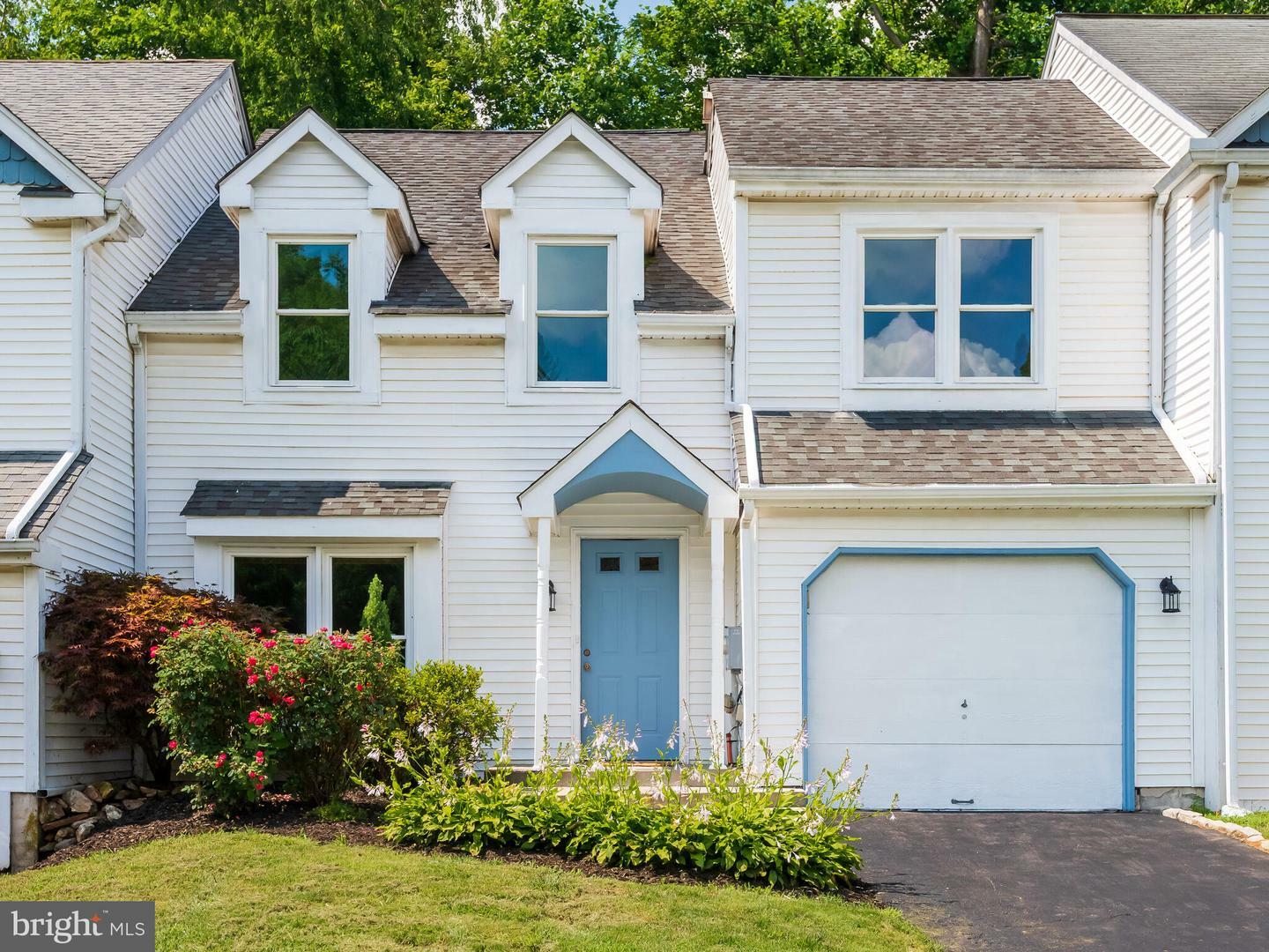 Property Photo: 34 Innisbrook Lane PA 19320