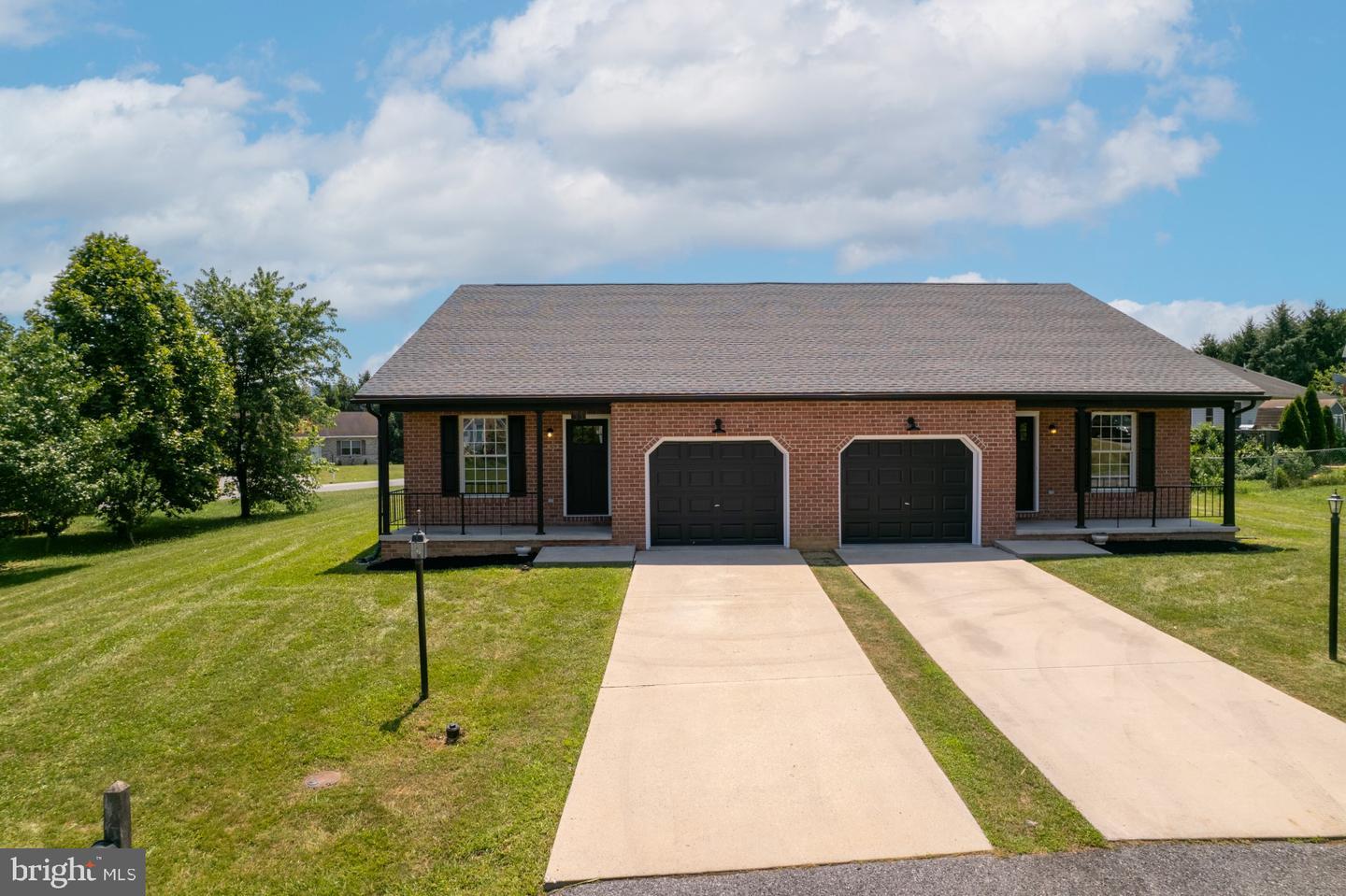 33 Larch Drive  Shippensburg PA 17257 photo