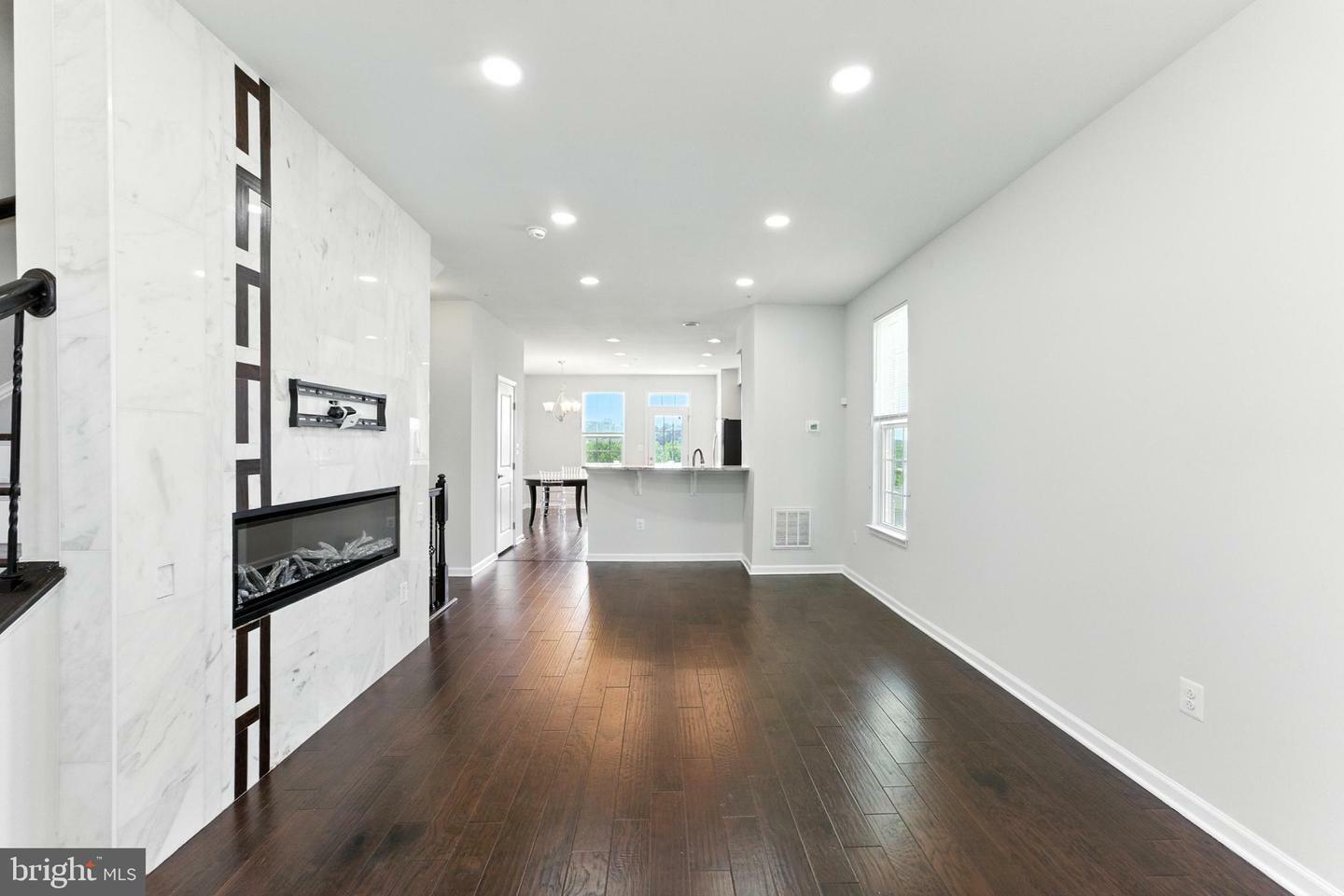 Property Photo: 1111 Trenton Place SE DC 20032