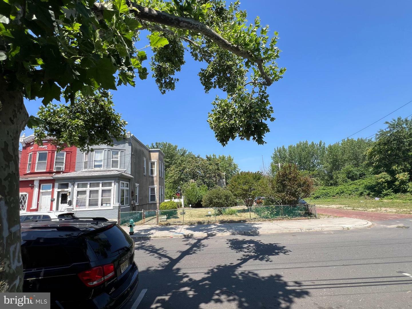 Property Photo: 1011 N 6th Street NJ 08102