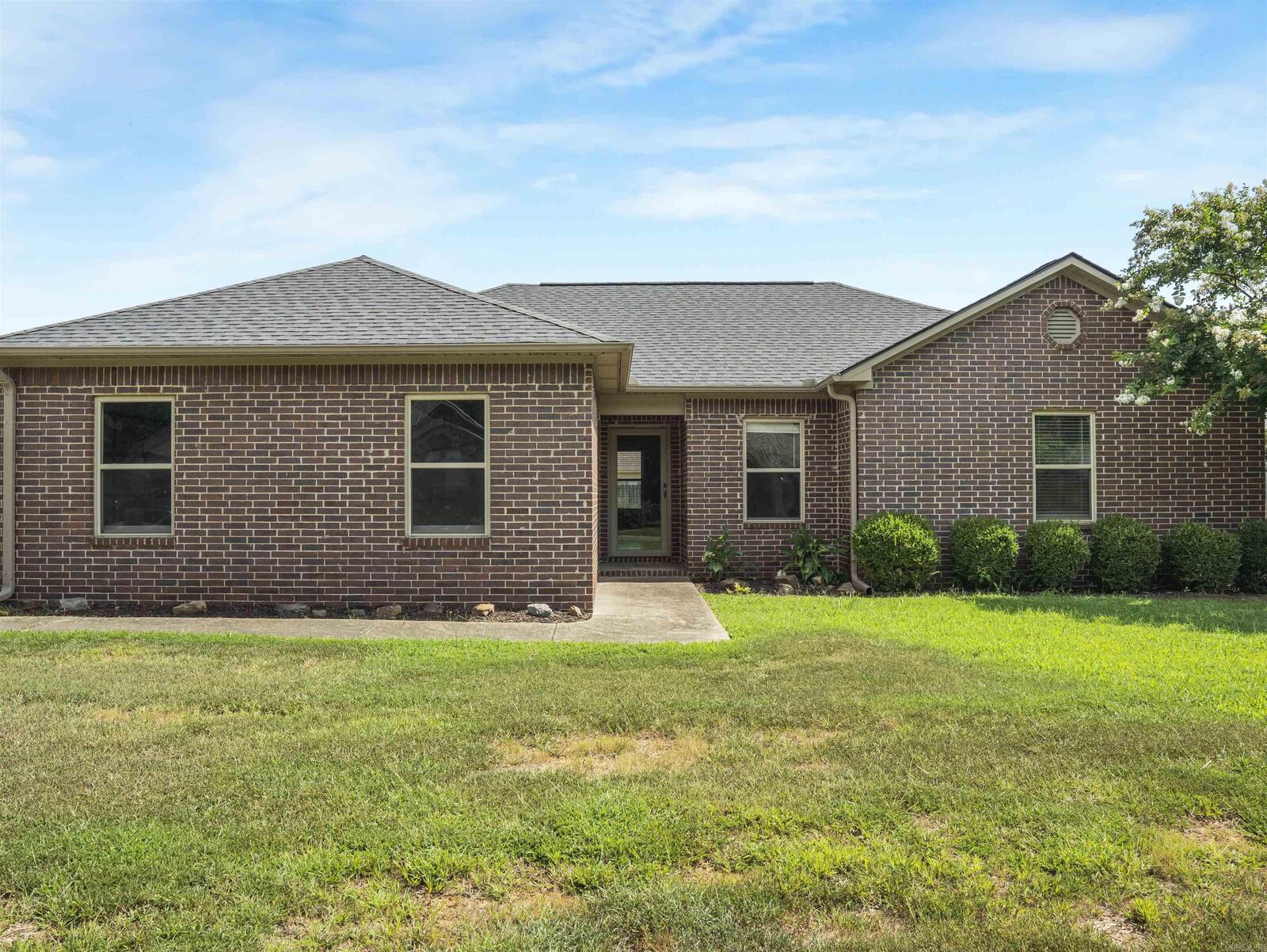 Property Photo: 13 Birchwood Dr AR 72176
