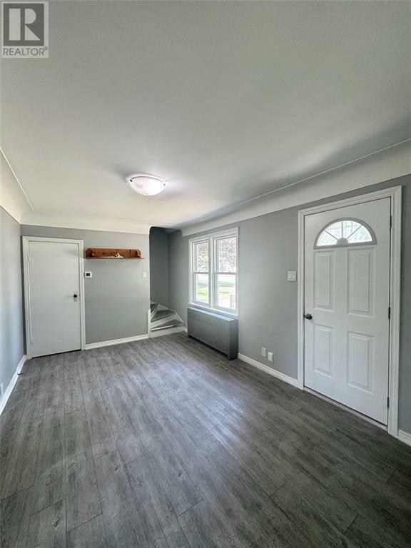 Photo de la propriété: 769 Wellington Street ON N7T 1J4