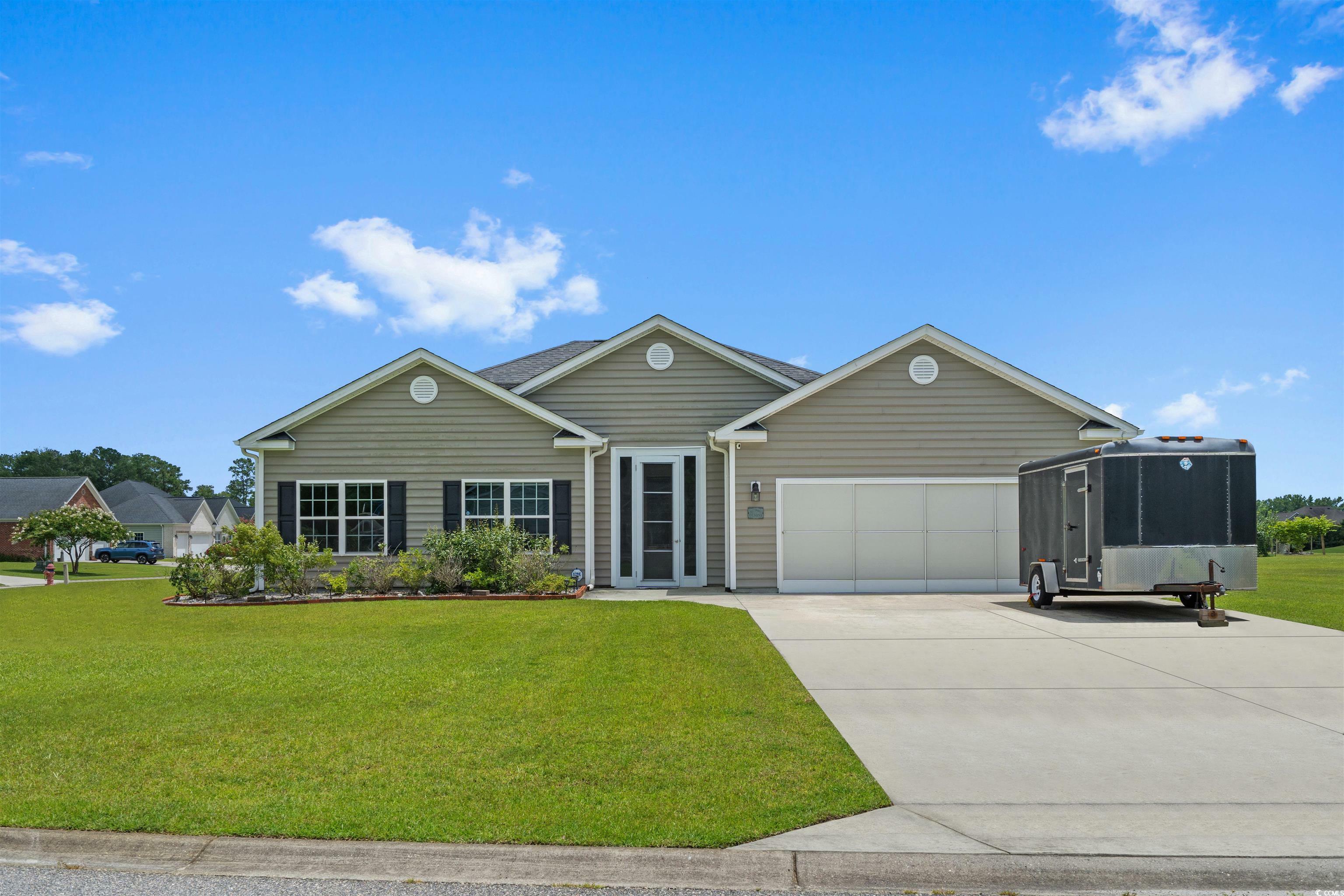 Property Photo: 215 Vineyard Lake Circle SC 29527