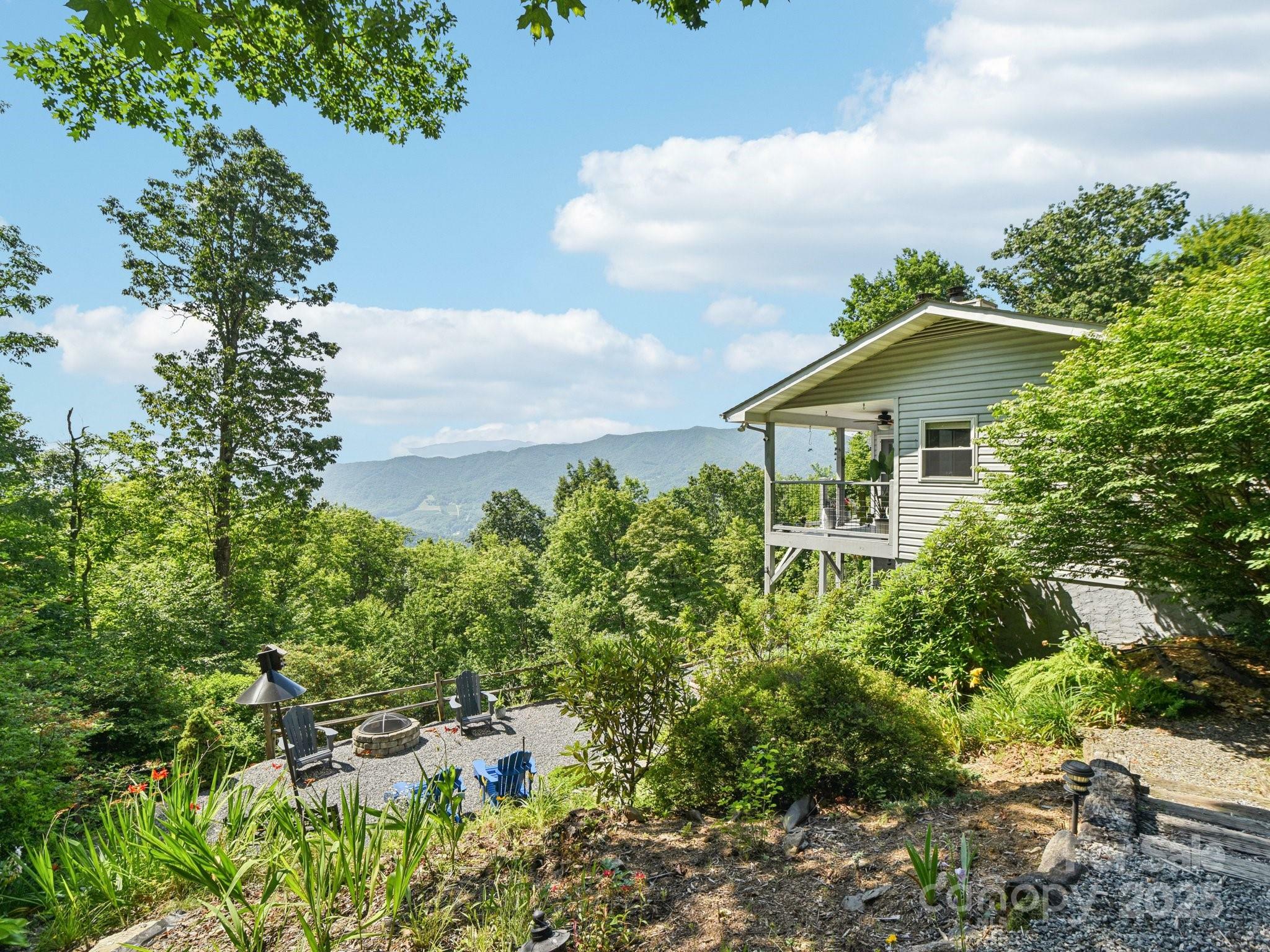 600 Summit Ridge 34  Waynesville NC 28786 photo