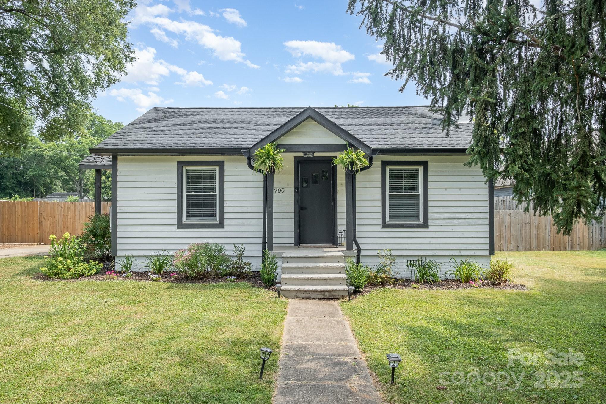 700 Perkins Street  Lowell NC 28098 photo