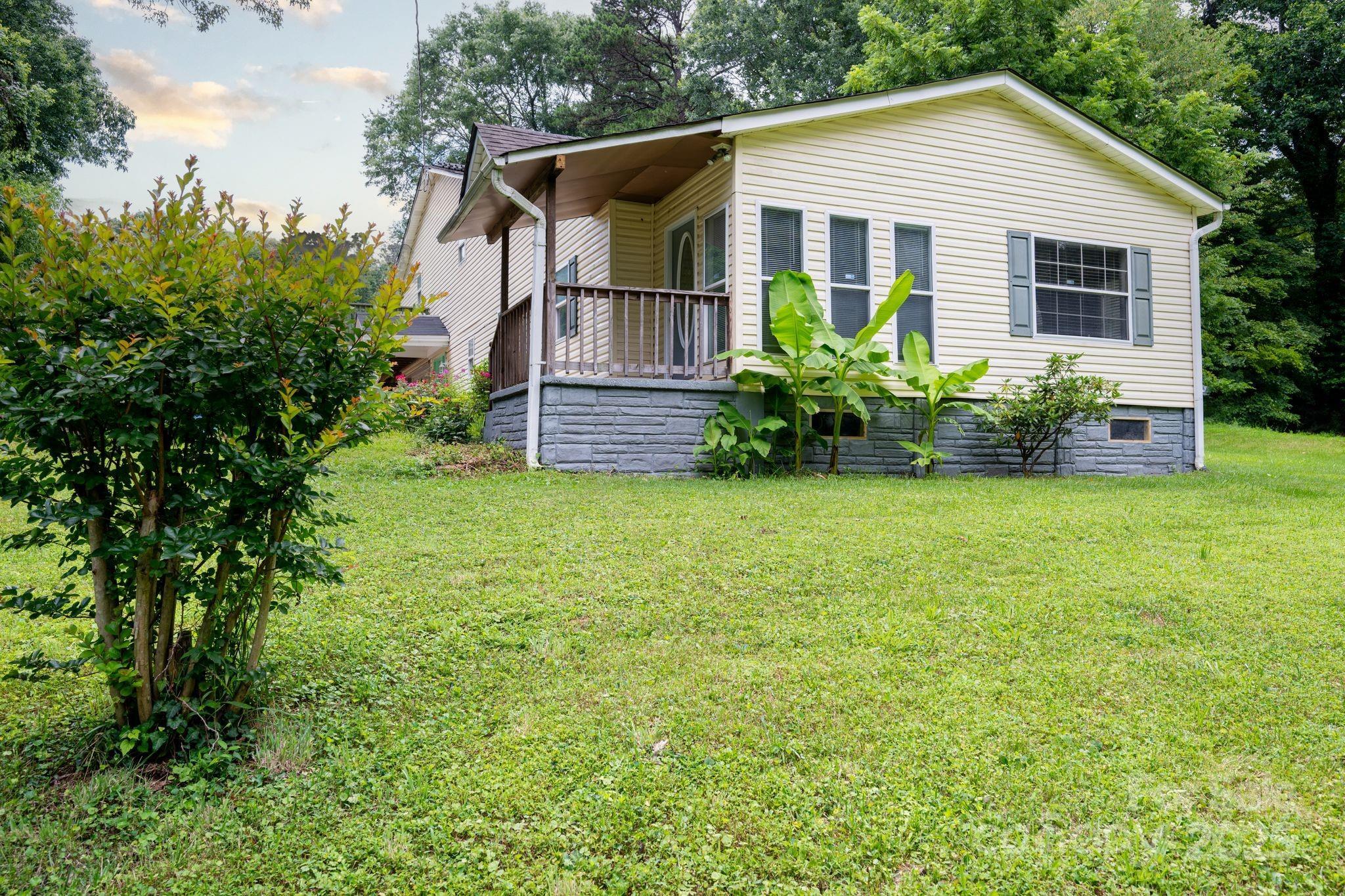 Property Photo: 4200 Mineral Avenue NC 27105
