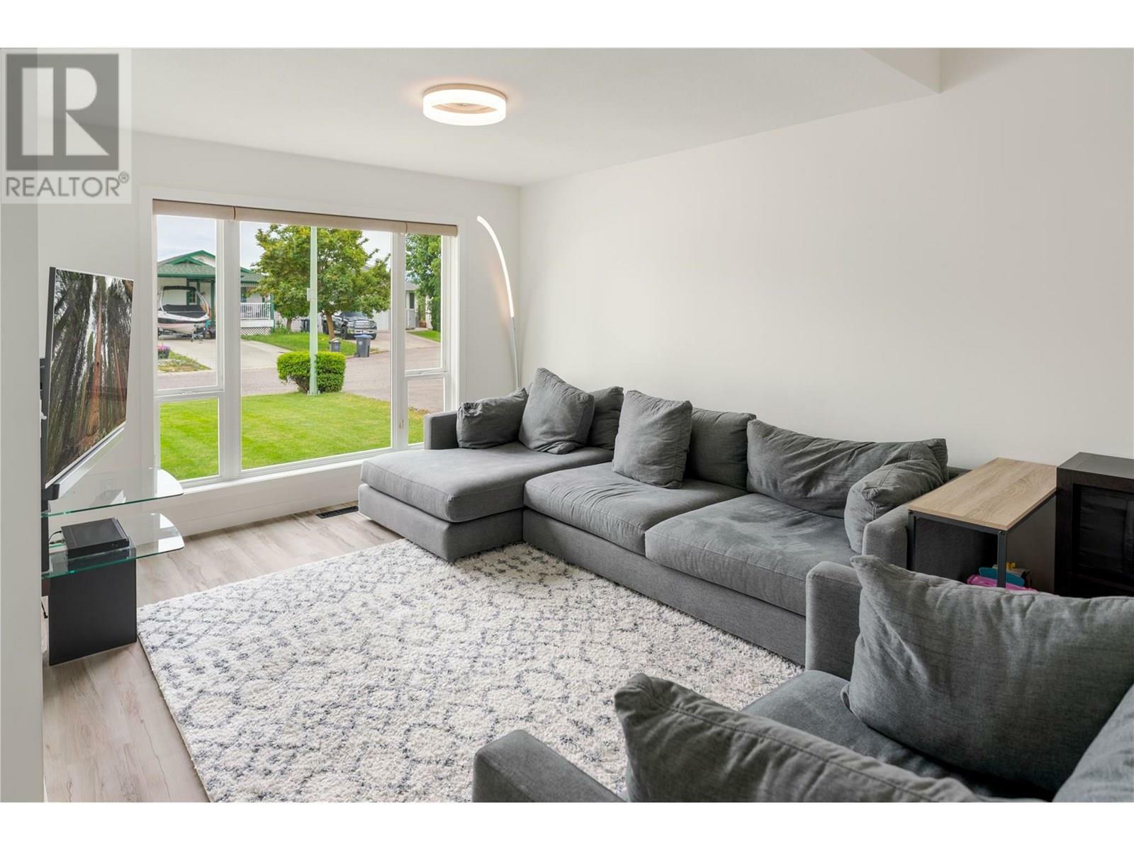 Property Photo: 188 Ritchie Court BC V1V 2A8