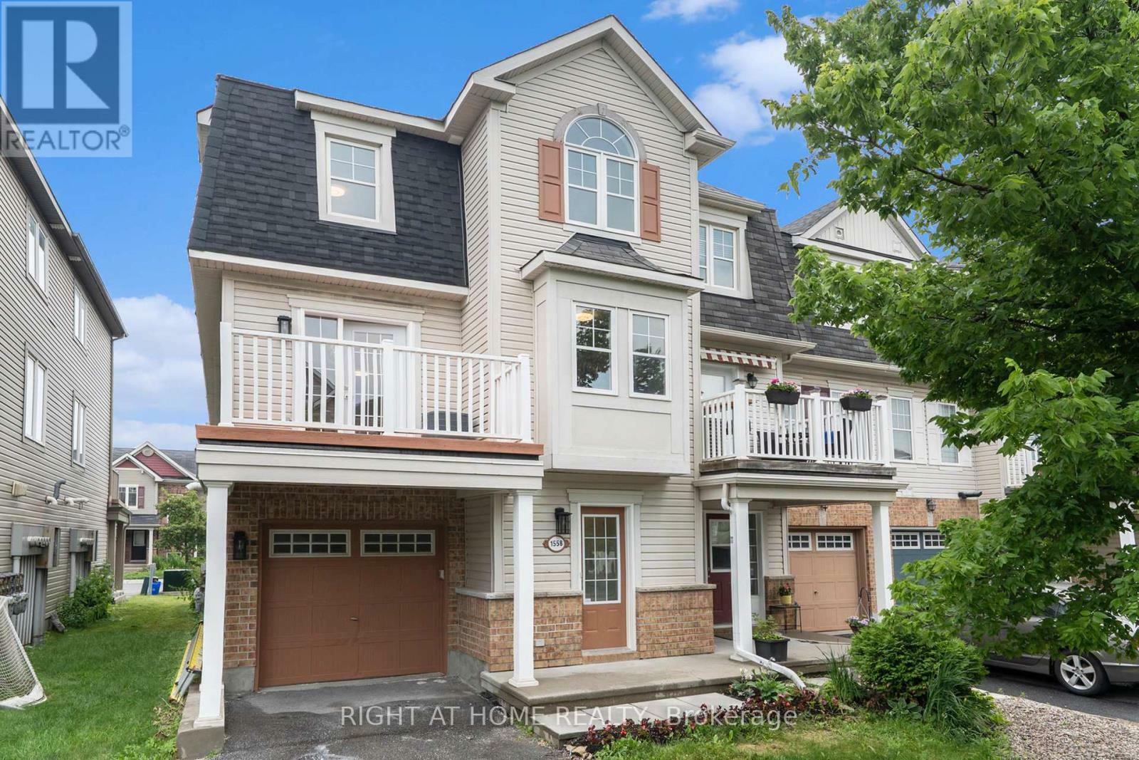 Property Photo: 1558 Haydon Circle North ON K2J 0K5