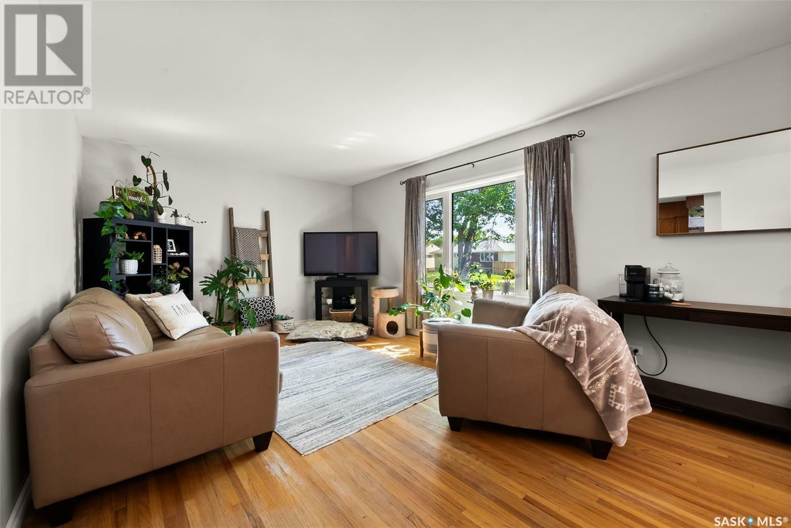 Property Photo: 2746 Abbott Road SK S4N 2J6