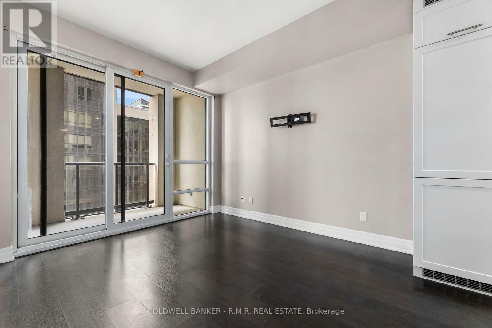 Photo de la propriété: 9085 Jane Street 404 ON L4K 0L8