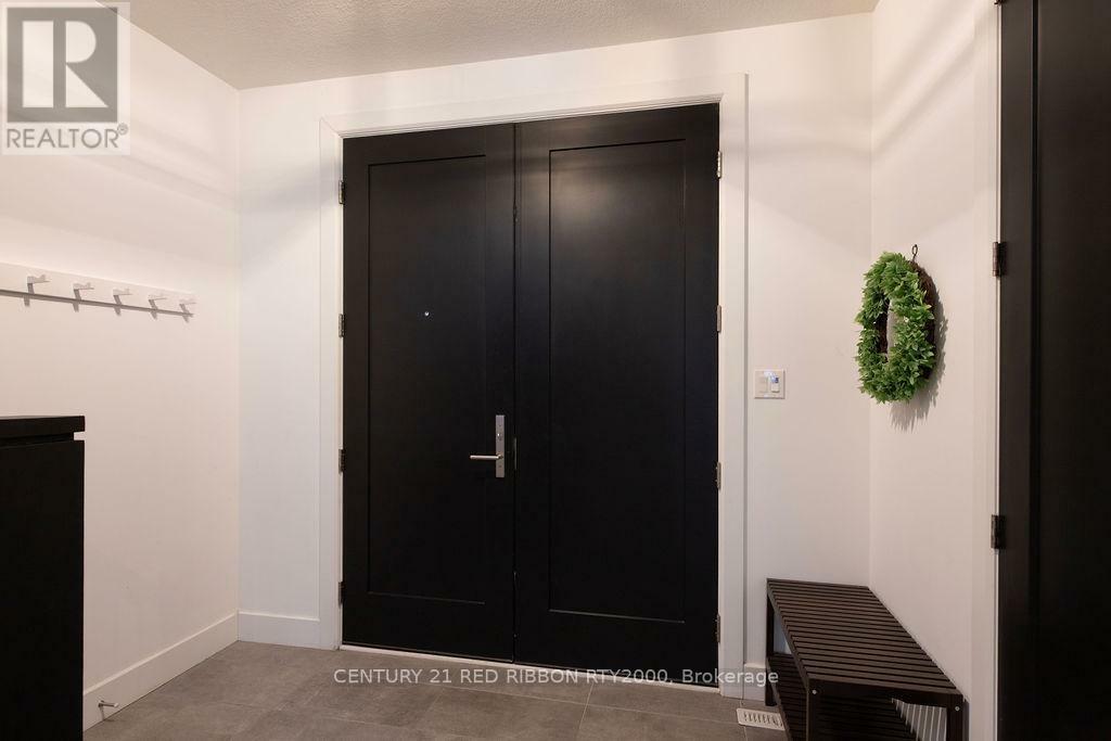 Property Photo: 2555 Terry Fox Court ON N0L 1W0