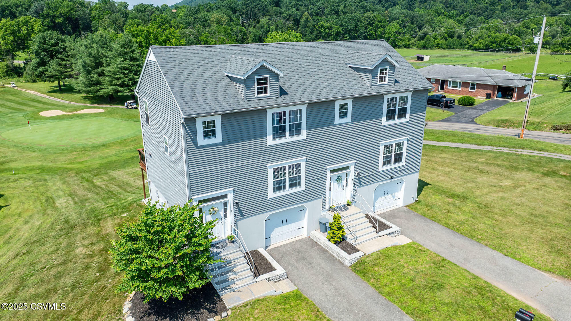 7 Williamsburg Boulevard  Bloomsburg PA 17815 photo
