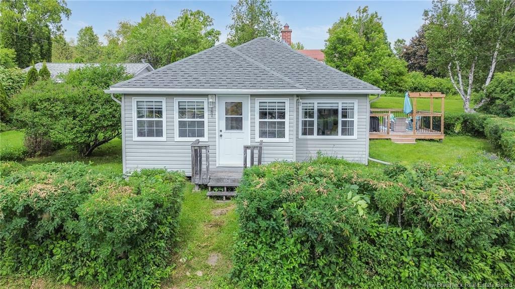 767 Maclaren Avenue  Fredericton NB E3A 3L4 photo
