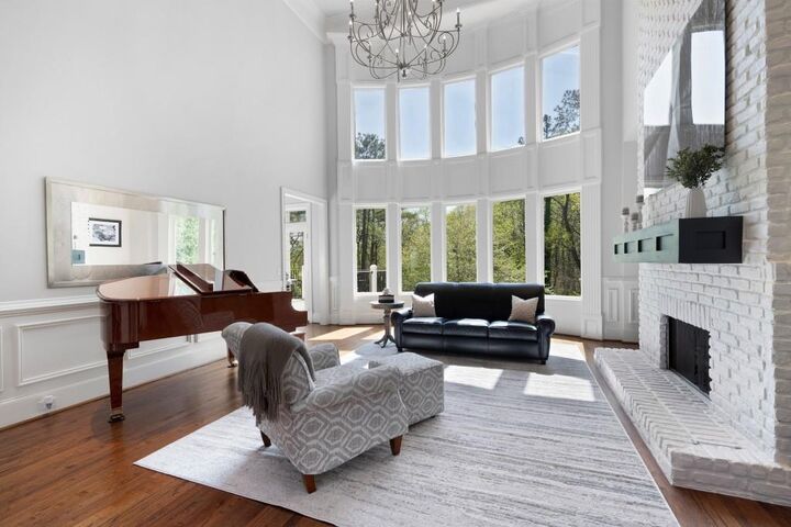 Property Photo: 948 Saint Lyonn Courts GA 30068