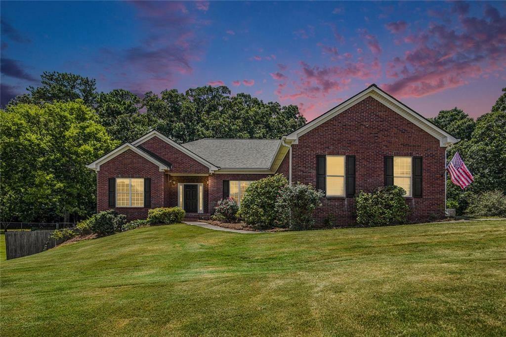 Property Photo: 27 Shepherd Drive GA 30122