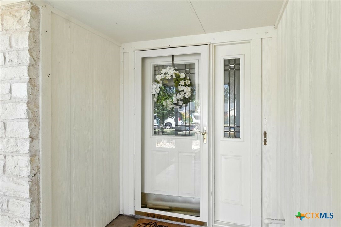 Property Photo: 303 Woodstone Drive TX 78628