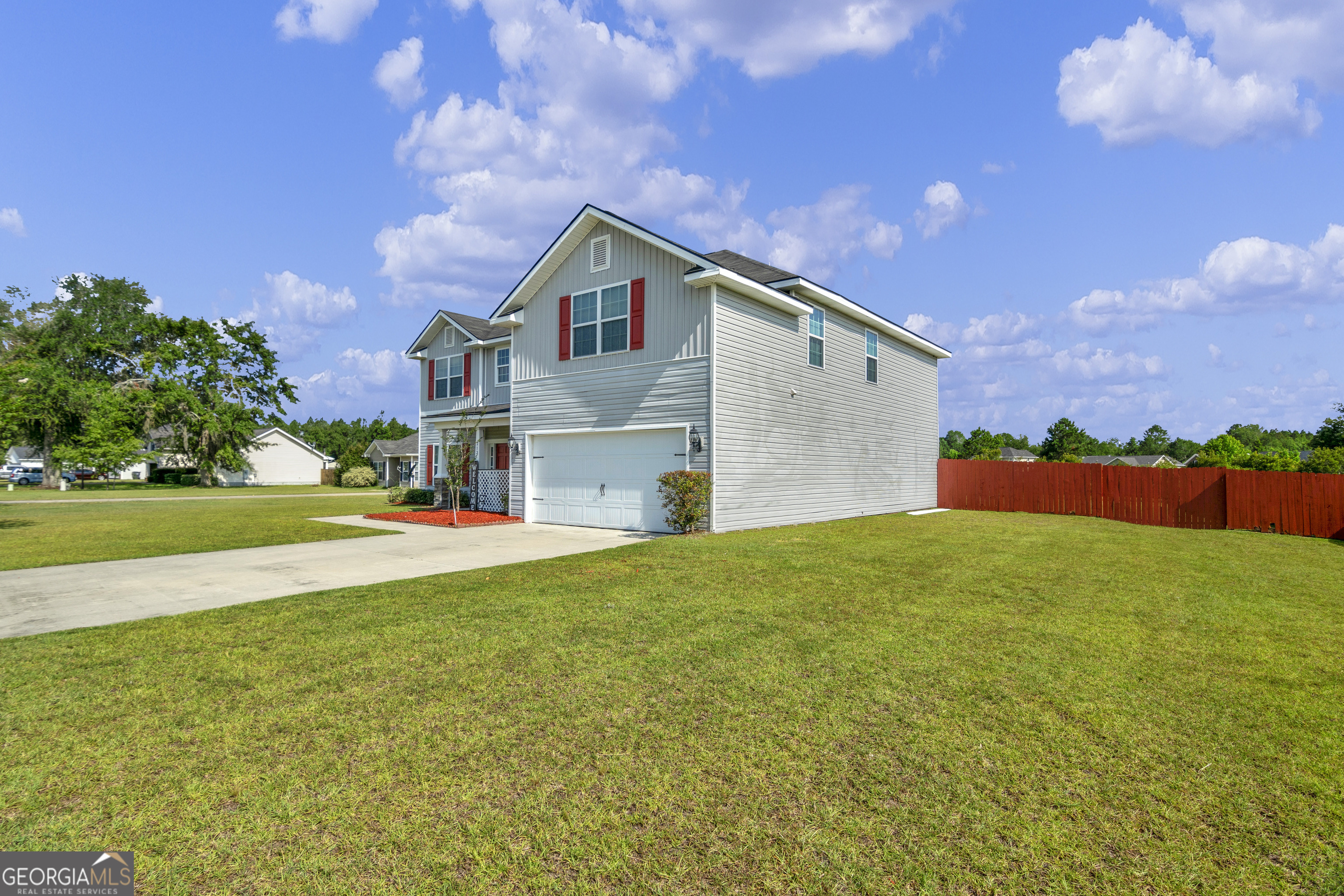 Property Photo:  213 Timberland Drive NE  GA 31316 