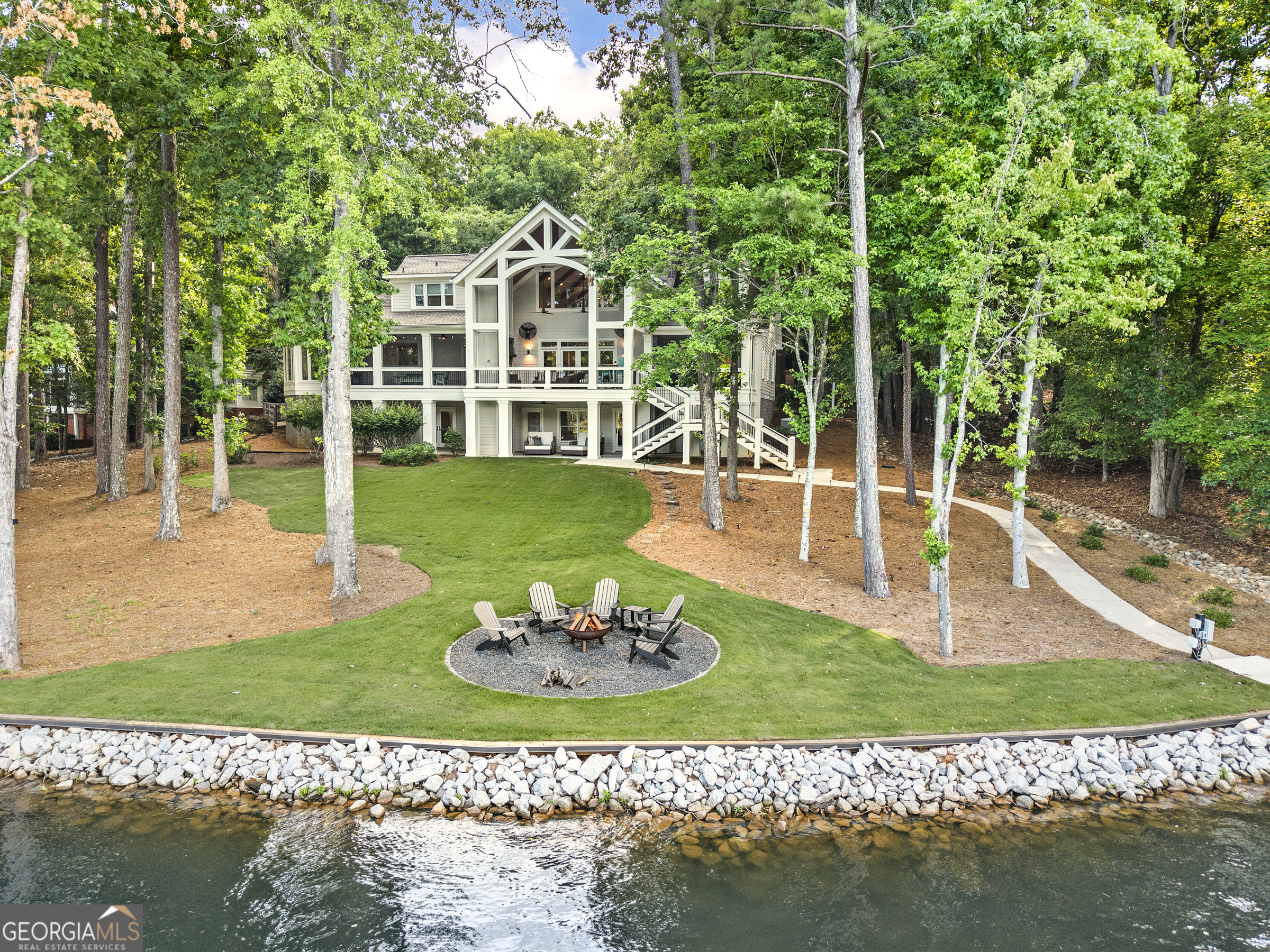 Property Photo: 1030 Scott Loop GA 30642