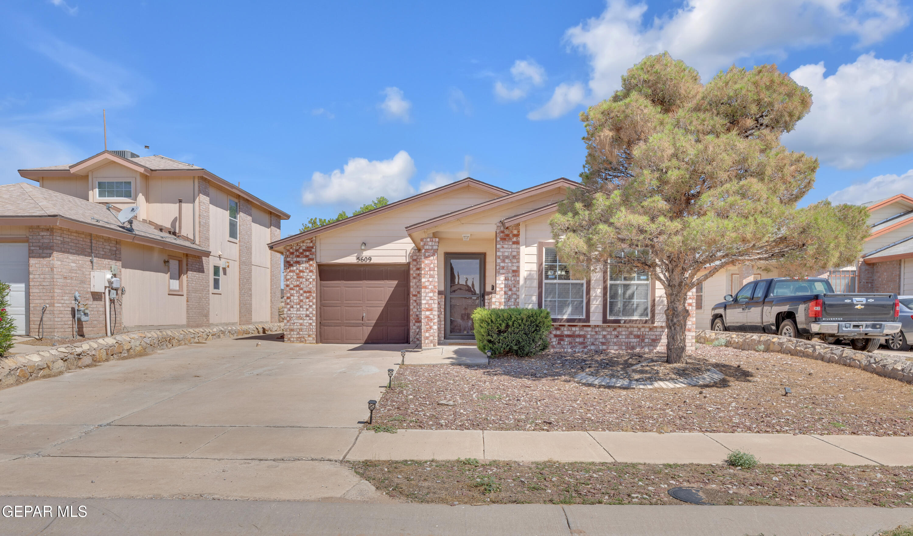 Property Photo:  5609 Rick Husband Drive  TX 79934 