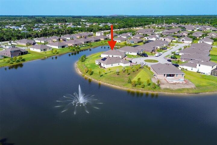 Property Photo: 5285 2nd Mnr FL 32968