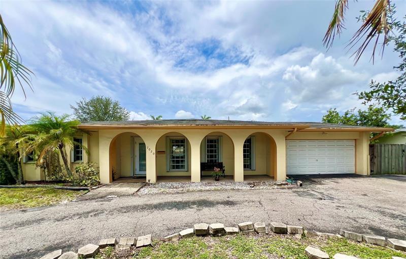 7020 Plantation Rd  Plantation FL 33317 photo