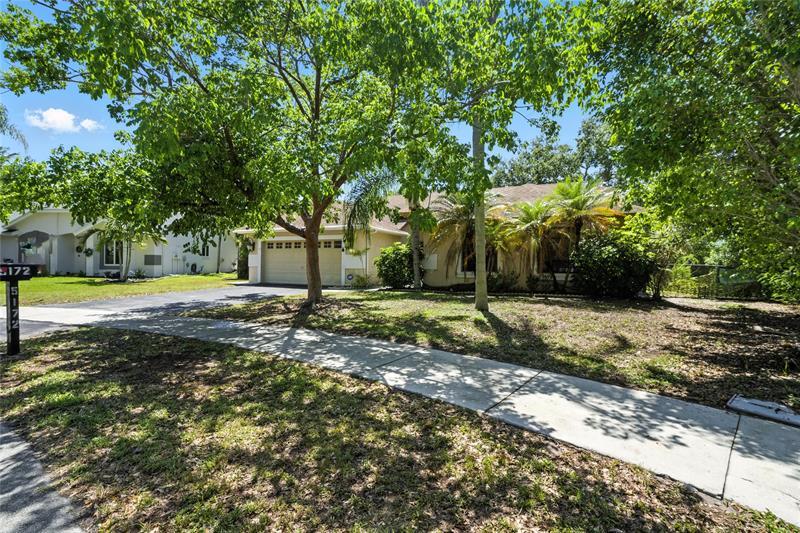 Property Photo: 5172 NW 53rd Ave FL 33073