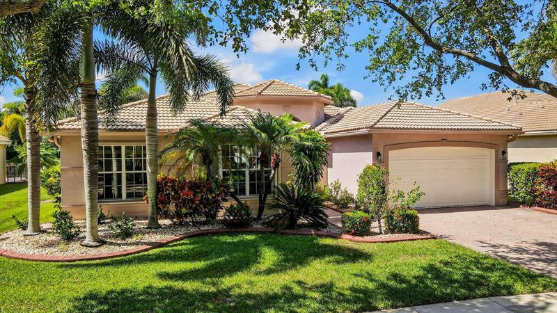 Property Photo: 8918 Majorca Bay Dr FL 33467