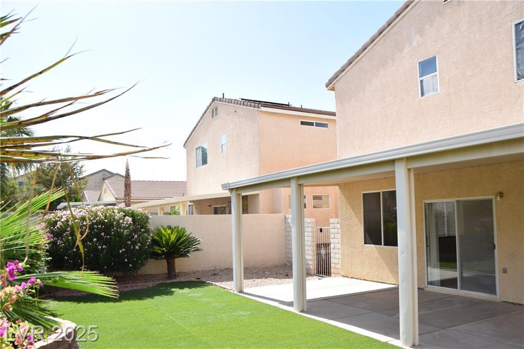 Property Photo: 9025 Tumblewood Avenue NV 89143